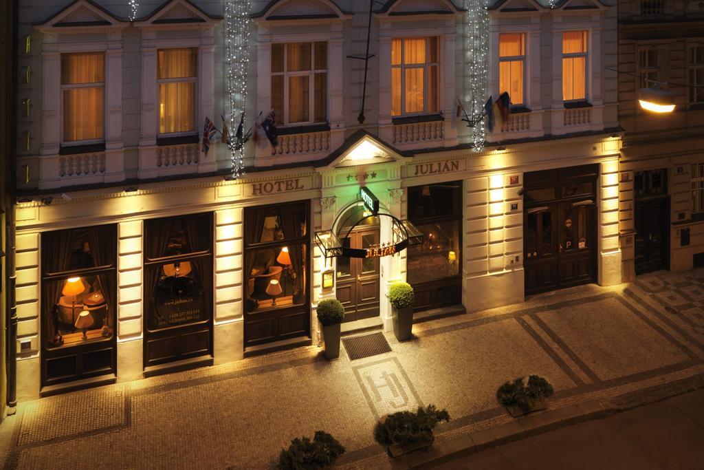 Hotel Julian Prague Exterior photo